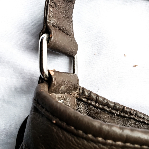 Free w/ purchase! Zara Vintage Hobo Bucket Bag - Picture 9 of 16